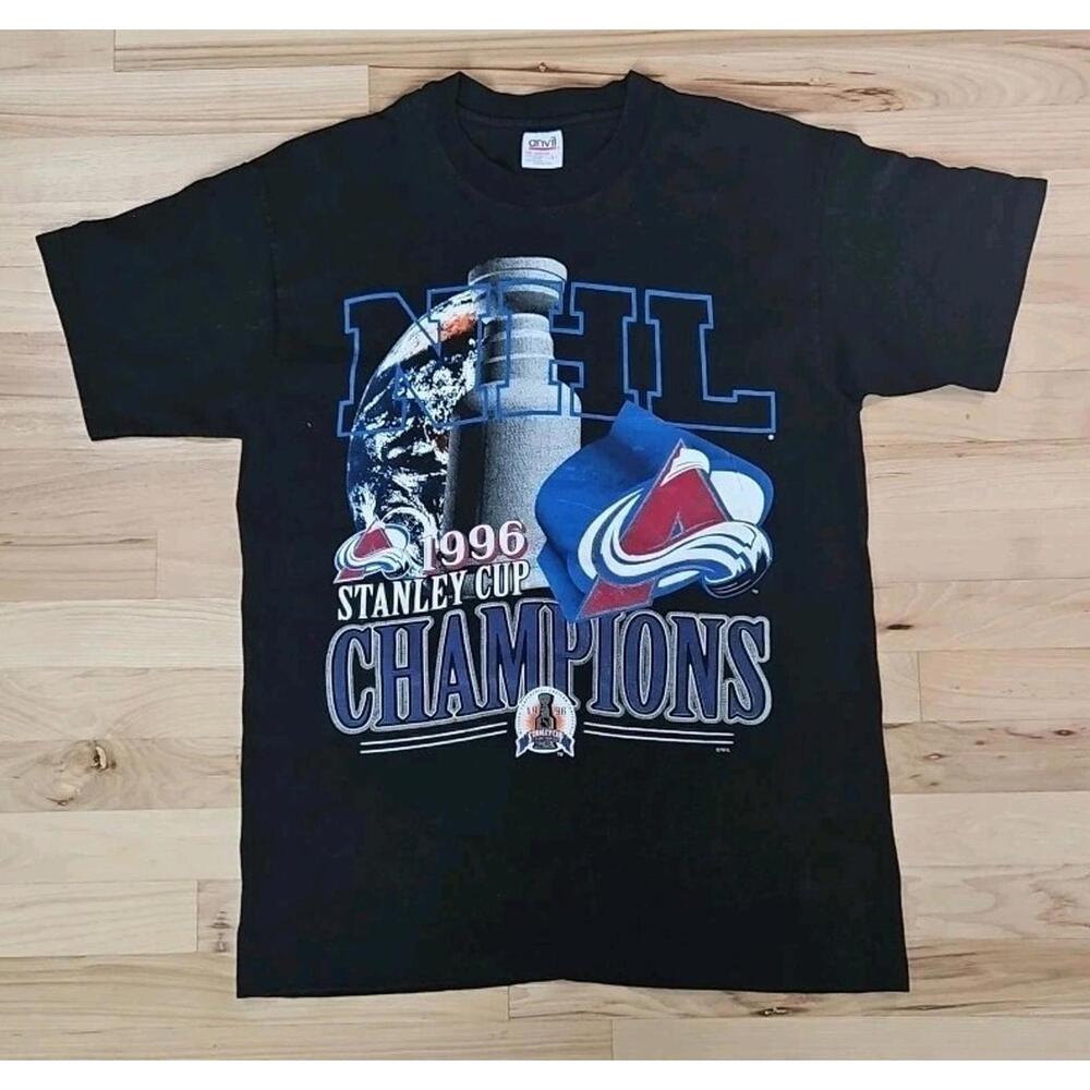 1996 Colorado Avalanche Stanley Cup Champions T-Shirt‎ Large
